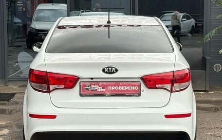KIA Rio III рестайлинг, 2016 год, 900 000 рублей, 10 фотография