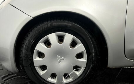 Mitsubishi Colt VI рестайлинг, 2005 год, 300 000 рублей, 19 фотография
