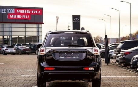 Mitsubishi Outlander III рестайлинг 3, 2014 год, 1 255 000 рублей, 5 фотография