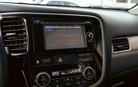Mitsubishi Outlander III рестайлинг 3, 2014 год, 1 255 000 рублей, 14 фотография