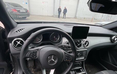 Mercedes-Benz GLA, 2019 год, 2 999 000 рублей, 14 фотография