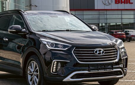 Hyundai Santa Fe III рестайлинг, 2018 год, 1 825 000 рублей, 8 фотография