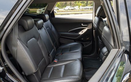 Hyundai Santa Fe III рестайлинг, 2018 год, 1 825 000 рублей, 27 фотография