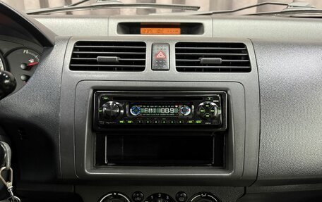 Suzuki Swift III, 2006 год, 419 999 рублей, 10 фотография
