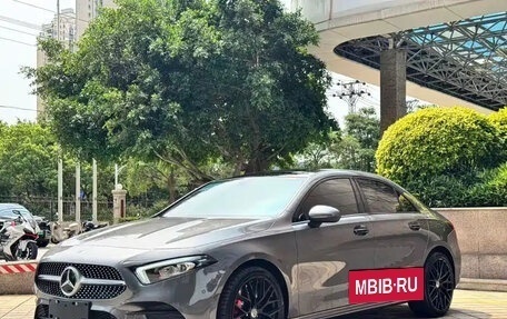 Mercedes-Benz A-Класс, 2023 год, 1 610 001 рублей, 3 фотография