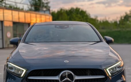 Mercedes-Benz A-Класс, 2020 год, 2 050 000 рублей, 1 фотография