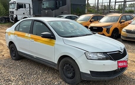 Skoda Rapid I, 2019 год, 900 000 рублей, 1 фотография