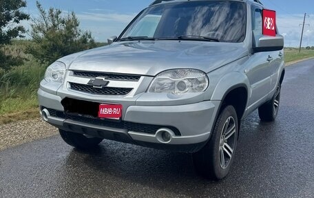 Chevrolet Niva I рестайлинг, 2015 год, 665 000 рублей, 1 фотография