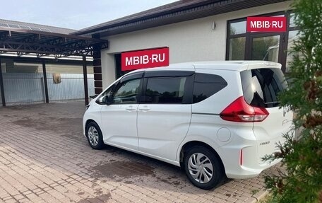 Honda Freed II, 2019 год, 1 250 000 рублей, 7 фотография