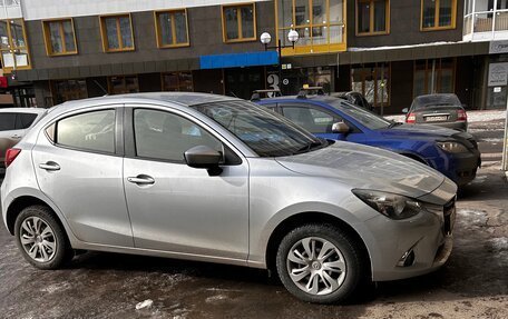 Mazda Demio IV, 2016 год, 1 300 000 рублей, 3 фотография