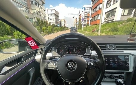 Volkswagen Passat B8 рестайлинг, 2019 год, 1 670 000 рублей, 12 фотография