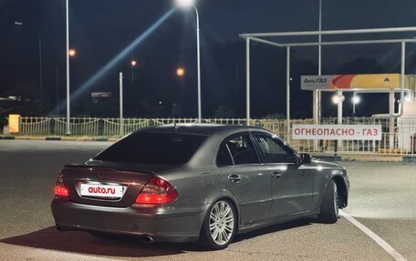 Mercedes-Benz E-Класс, 2007 год, 950 000 рублей, 6 фотография