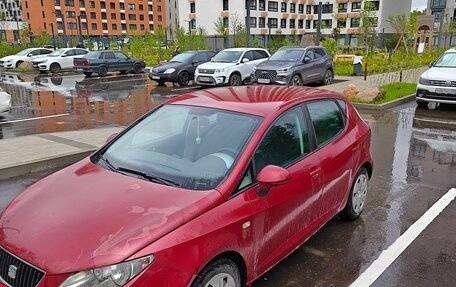 SEAT Ibiza IV рестайлинг 2, 2011 год, 550 000 рублей, 2 фотография