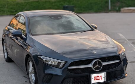 Mercedes-Benz A-Класс, 2020 год, 2 050 000 рублей, 3 фотография