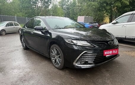 Toyota Camry, 2023 год, 3 300 000 рублей, 5 фотография