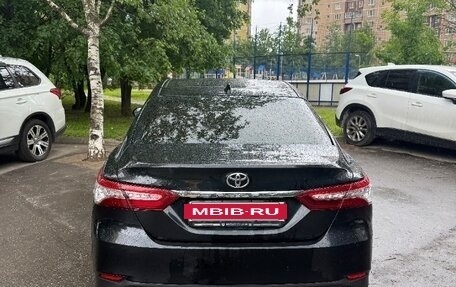 Toyota Camry, 2023 год, 3 300 000 рублей, 7 фотография