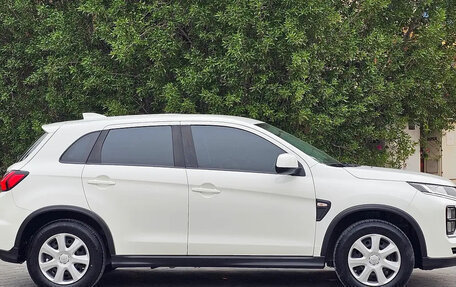 Mitsubishi ASX I рестайлинг, 2022 год, 2 040 000 рублей, 8 фотография