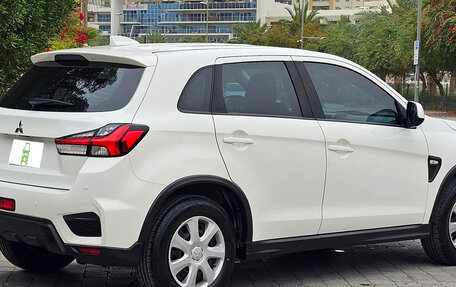Mitsubishi ASX I рестайлинг, 2022 год, 2 040 000 рублей, 7 фотография