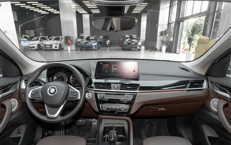 BMW X1, 2022 год, 2 400 000 рублей, 14 фотография
