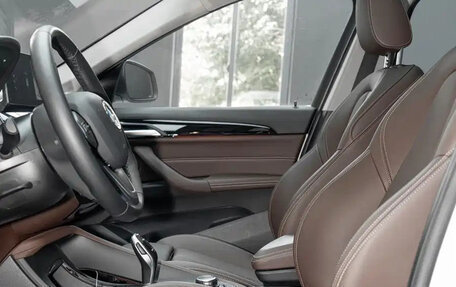 BMW X1, 2022 год, 2 400 000 рублей, 11 фотография