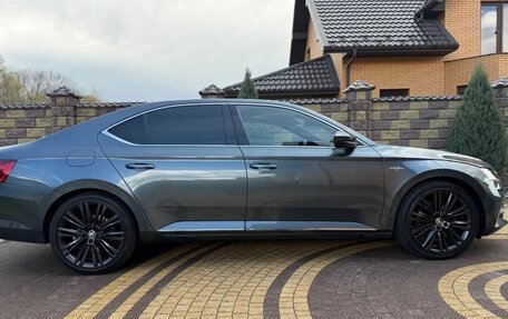 Skoda Superb III рестайлинг, 2021 год, 2 245 000 рублей, 4 фотография