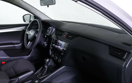 Skoda Octavia, 2019 год, 1 790 000 рублей, 12 фотография