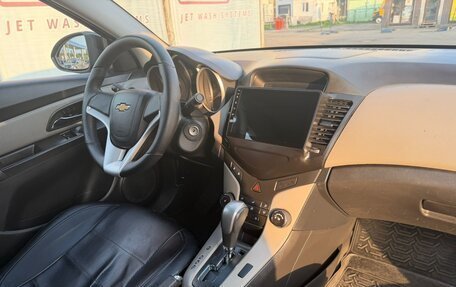 Chevrolet Cruze II, 2011 год, 550 000 рублей, 7 фотография
