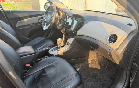 Chevrolet Cruze II, 2011 год, 550 000 рублей, 9 фотография