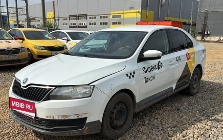 Skoda Rapid I, 2019 год, 800 000 рублей, 3 фотография