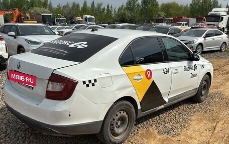 Skoda Rapid I, 2019 год, 800 000 рублей, 2 фотография