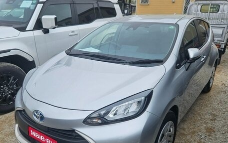 Toyota Aqua, 2023 год, 1 180 000 рублей, 1 фотография