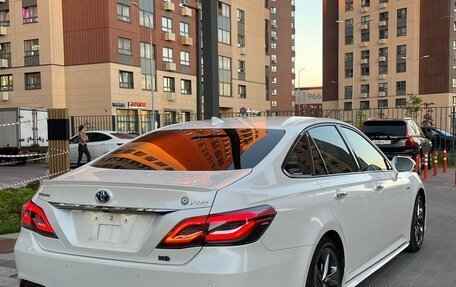 Toyota Crown, 2018 год, 3 899 000 рублей, 5 фотография