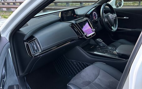 Toyota Crown, 2018 год, 3 899 000 рублей, 12 фотография
