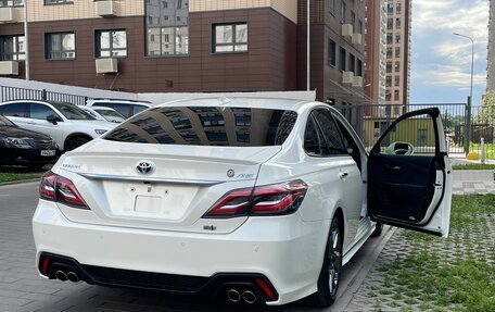 Toyota Crown, 2018 год, 3 899 000 рублей, 8 фотография