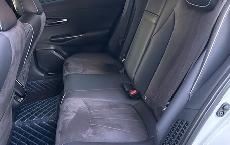 Toyota Crown, 2018 год, 3 899 000 рублей, 17 фотография