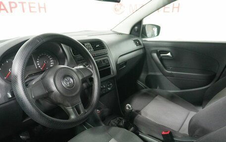 Volkswagen Polo VI (EU Market), 2012 год, 450 000 рублей, 9 фотография