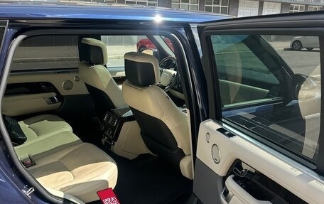 Land Rover Range Rover IV рестайлинг, 2018 год, 5 900 000 рублей, 5 фотография