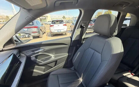 Audi Q5, 2025 год, 5 896 000 рублей, 21 фотография