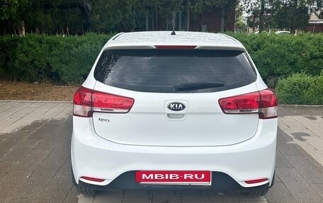 KIA Rio III рестайлинг, 2016 год, 1 560 000 рублей, 3 фотография