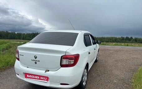 Renault Logan II, 2015 год, 640 000 рублей, 6 фотография