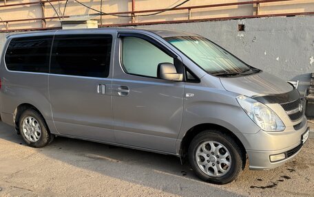 Hyundai Grand Starex Grand Starex I рестайлинг 2, 2012 год, 1 320 000 рублей, 1 фотография