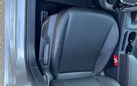 Volkswagen Jetta VII, 2021 год, 1 850 000 рублей, 21 фотография