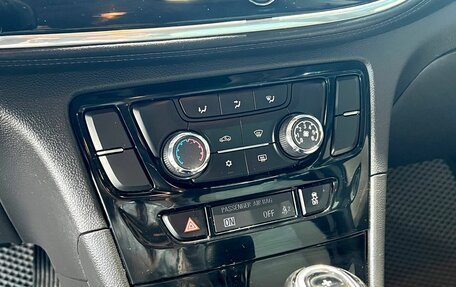 Buick Encore I, 2019 год, 1 310 000 рублей, 11 фотография