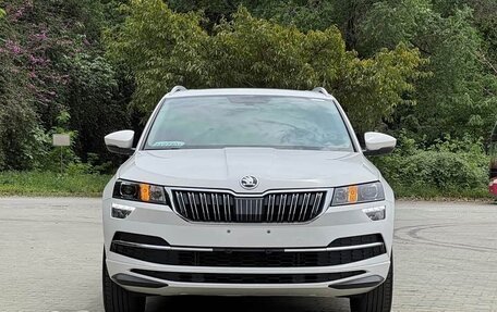 Skoda Karoq I, 2022 год, 1 950 200 рублей, 2 фотография