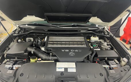 Toyota Land Cruiser 200, 2016 год, 5 000 000 рублей, 10 фотография