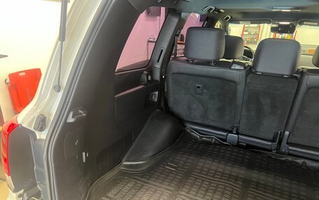 Toyota Land Cruiser 200, 2016 год, 5 000 000 рублей, 16 фотография