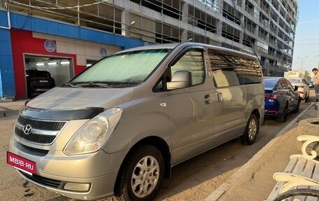 Hyundai Grand Starex Grand Starex I рестайлинг 2, 2012 год, 1 320 000 рублей, 3 фотография
