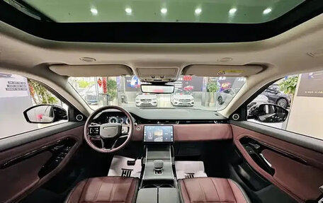 Land Rover Range Rover Evoque II, 2024 год, 4 800 000 рублей, 7 фотография