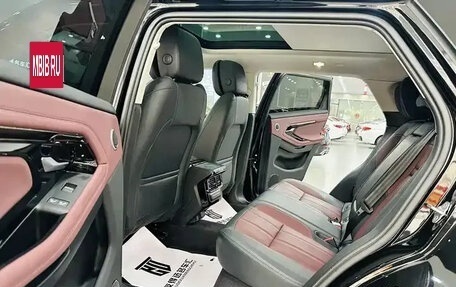 Land Rover Range Rover Evoque II, 2024 год, 4 800 000 рублей, 9 фотография