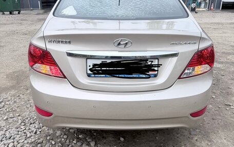 Hyundai Solaris II рестайлинг, 2013 год, 720 000 рублей, 8 фотография